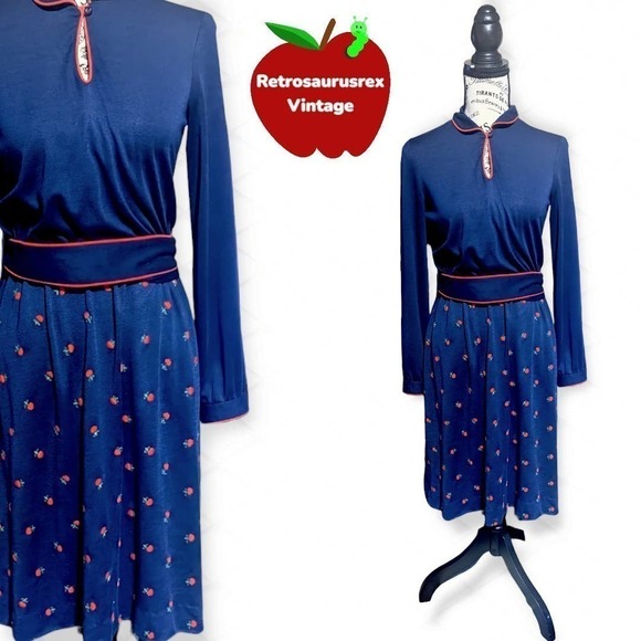 VINTAGE 70s Twee Apple Print Back to School Secretary Dress - Picture 1 of 11